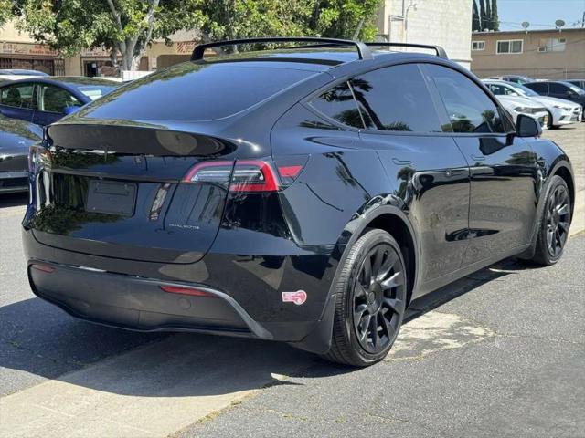 2022 Tesla Model Y Long Range Dual Motor All-Wheel Drive