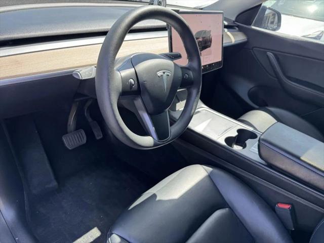2022 Tesla Model Y Long Range Dual Motor All-Wheel Drive