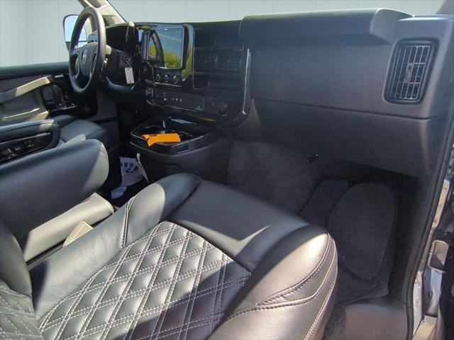 2025 GMC Savana Cargo RWD 2500 Extended Wheelbase Work Van
