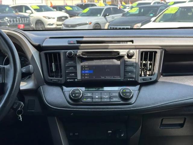 2017 Toyota RAV4 XLE