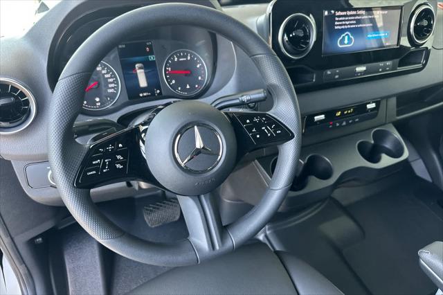 2025 Mercedes-Benz Sprinter 2500 Standard Roof 4-Cyl Diesel HO
