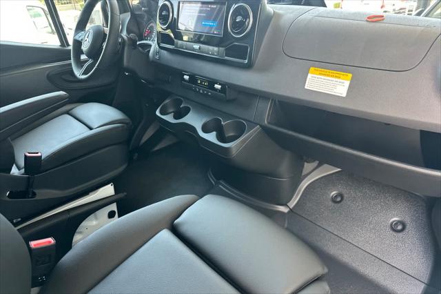 2025 Mercedes-Benz Sprinter 2500 Standard Roof 4-Cyl Diesel HO