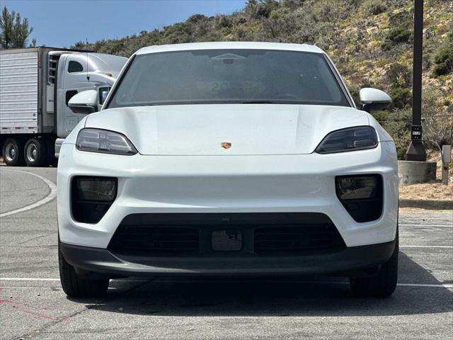 2025 Porsche Macan Electric Electric