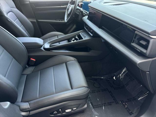 2025 Porsche Macan Electric Electric