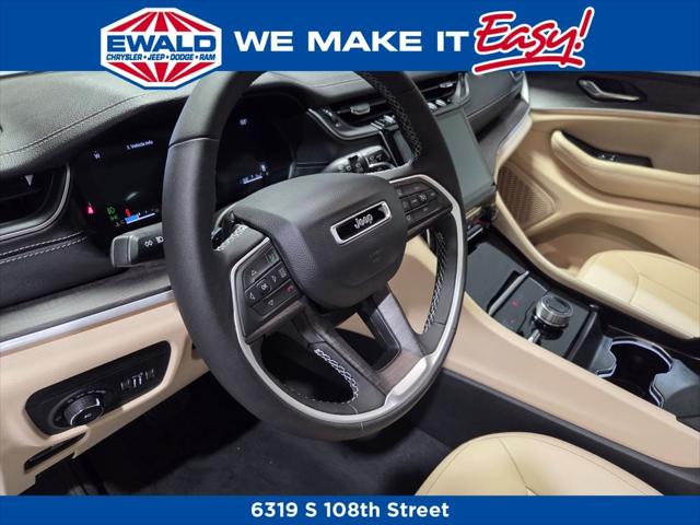 2025 Jeep Grand Cherokee GRAND CHEROKEE LIMITED 4X4 2025 Jeep Grand Cherokee GRAND CHEROKEE LIMITED 4X4
