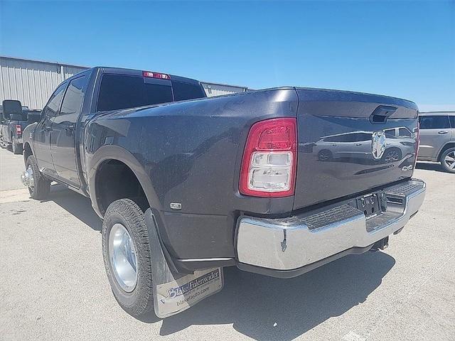 2024 RAM 3500 Tradesman Crew Cab 4x4 8 Box