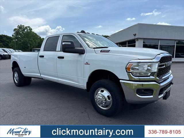 2024 RAM Ram 3500 RAM 3500 TRADESMAN CREW CAB 4X4 8 BOX