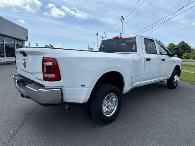 2024 RAM Ram 3500 RAM 3500 TRADESMAN CREW CAB 4X4 8 BOX
