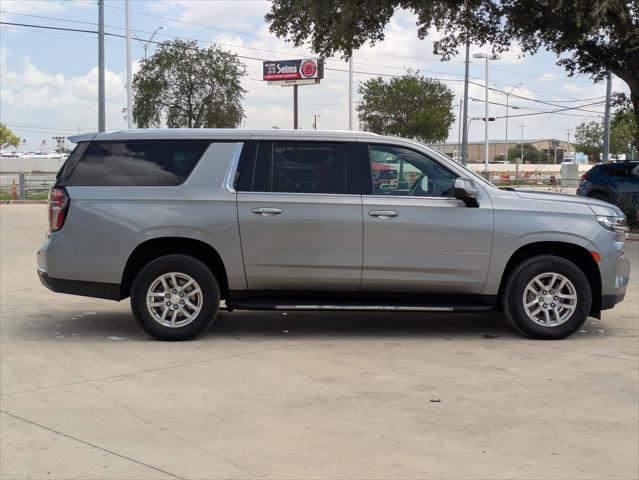 2023 Chevrolet Suburban 2WD LT
