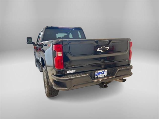 2024 Chevrolet Silverado 2500HD 4WD Crew Cab Standard Bed Custom