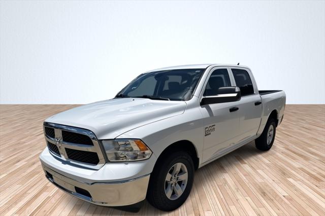 2023 RAM 1500 Classic SLT Crew Cab 4x2 57 Box