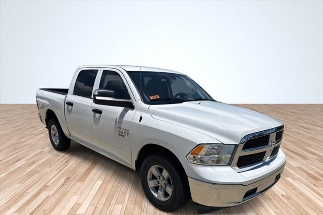 2023 RAM 1500 Classic SLT Crew Cab 4x2 57 Box