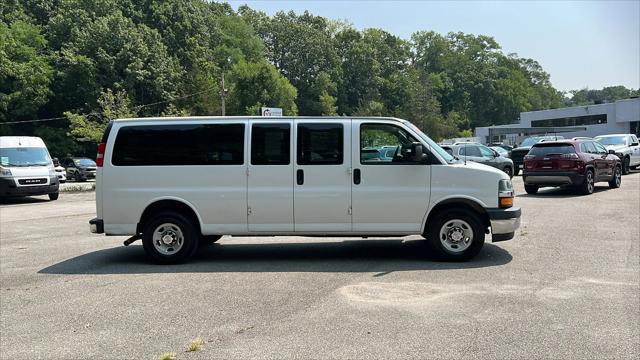2020 Chevrolet Express Passenger RWD 3500 Extended Wheelbase LT