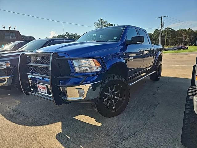 2017 RAM 1500 Big Horn Crew Cab 4x4 57 Box