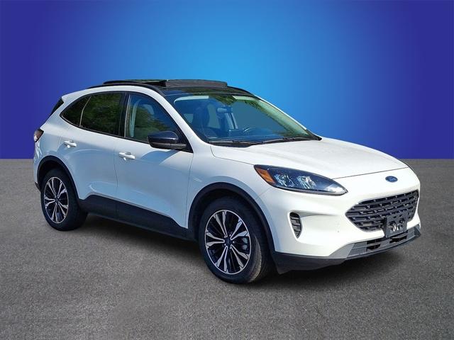 2022 Ford Escape SE Hybrid