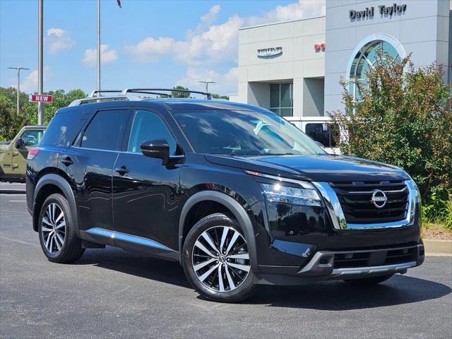 2024 Nissan Pathfinder Platinum FWD