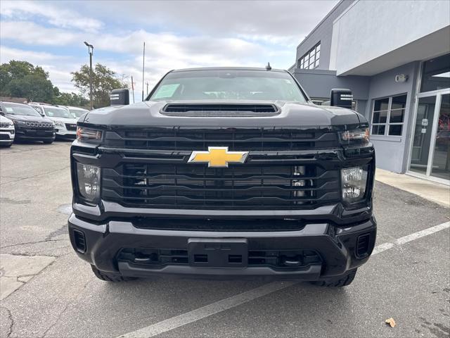 2024 Chevrolet Silverado 2500HD 4WD Crew Cab Standard Bed Custom 2024 Chevrolet Silverado 2500HD 4WD Crew Cab Standard Bed Custom