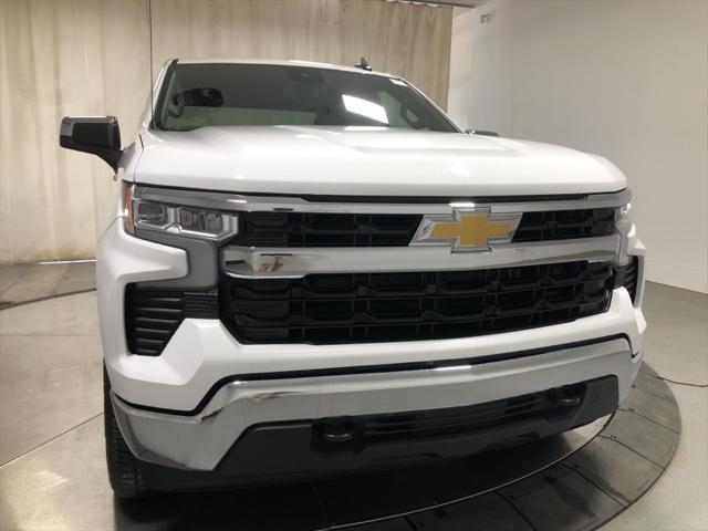2022 Chevrolet Silverado 1500 4WD Crew Cab Standard Bed LT