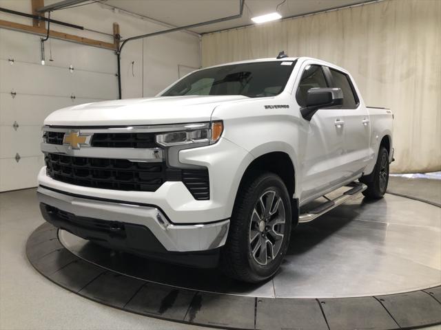 2022 Chevrolet Silverado 1500 4WD Crew Cab Standard Bed LT