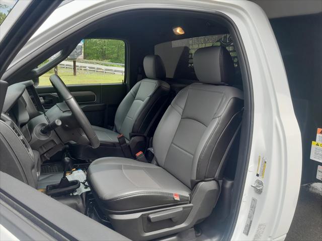 2023 Ram 3500 Tradesman/SLT