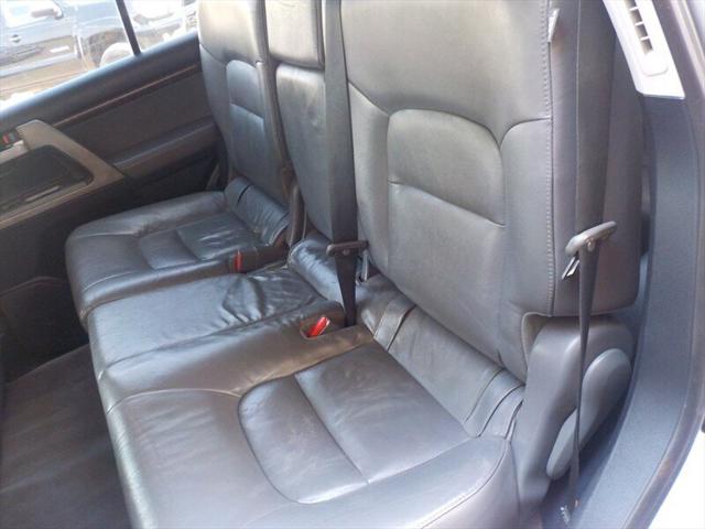 2010 Toyota Land Cruiser V8