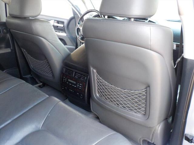 2010 Toyota Land Cruiser V8