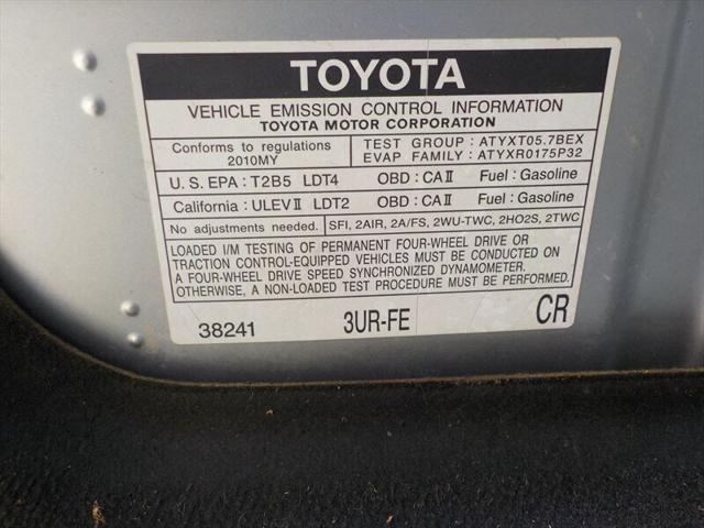 2010 Toyota Land Cruiser V8