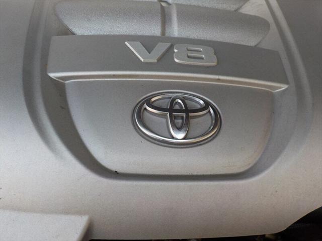 2010 Toyota Land Cruiser V8