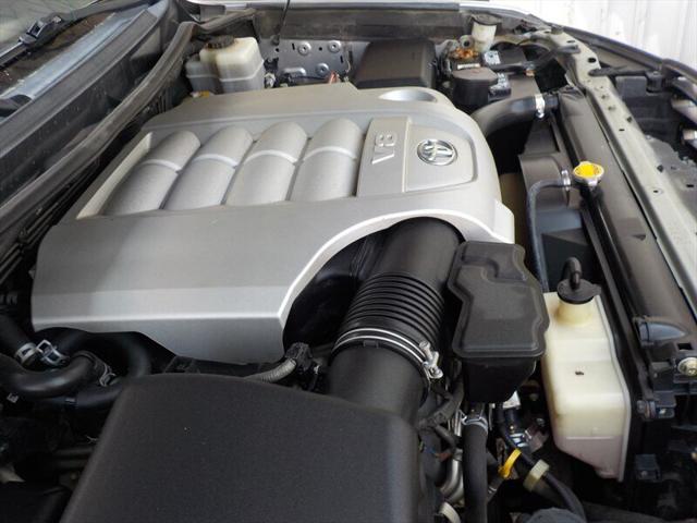 2010 Toyota Land Cruiser V8