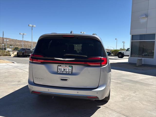 2021 Chrysler Pacifica Touring L