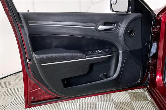 Used 2019 Chrysler 300 For Sale in Olive Branch, MS