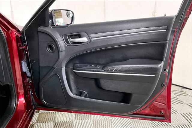 Used 2019 Chrysler 300 For Sale in Olive Branch, MS