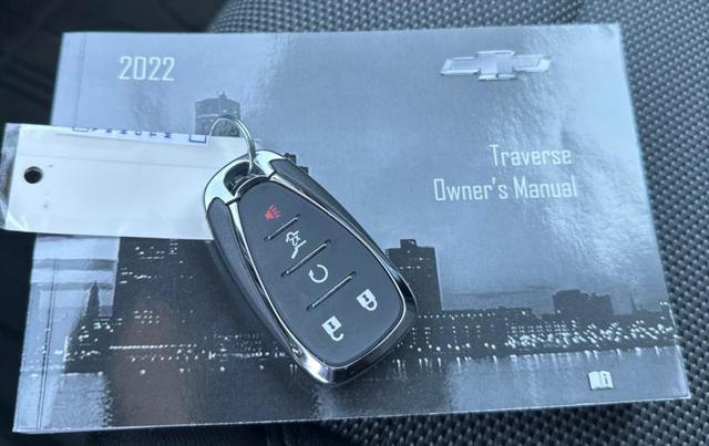 2022 Chevrolet Traverse AWD LT Cloth
