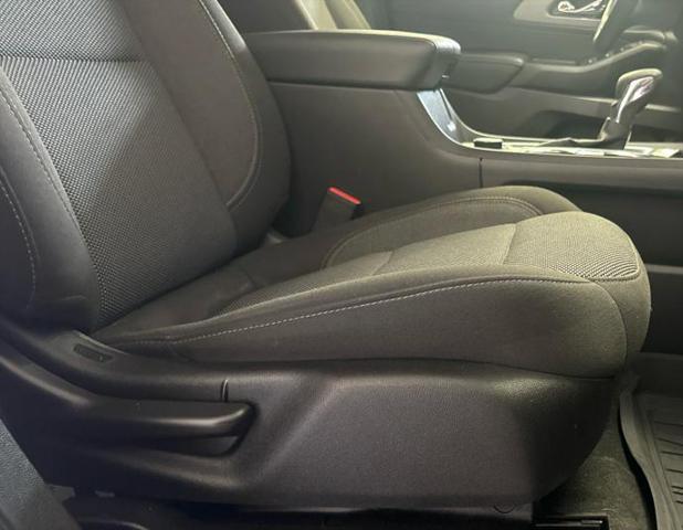 2022 Chevrolet Traverse AWD LT Cloth