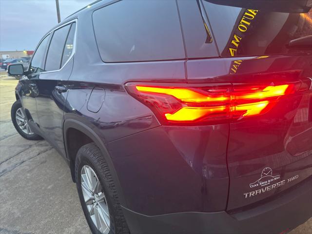 2022 Chevrolet Traverse AWD LT Cloth