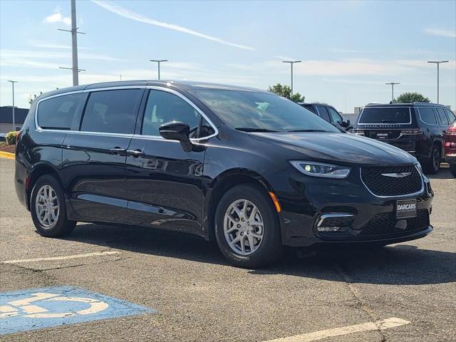 2025 Chrysler Pacifica PACIFICA SELECT