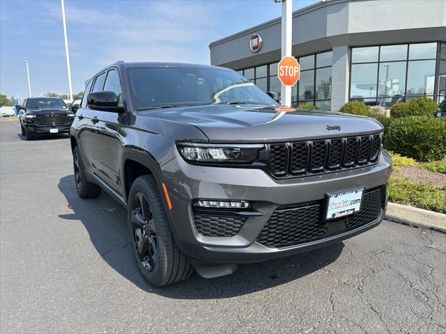 2025 Jeep Grand Cherokee GRAND CHEROKEE LIMITED 4X4 2025 Jeep Grand Cherokee GRAND CHEROKEE LIMITED 4X4