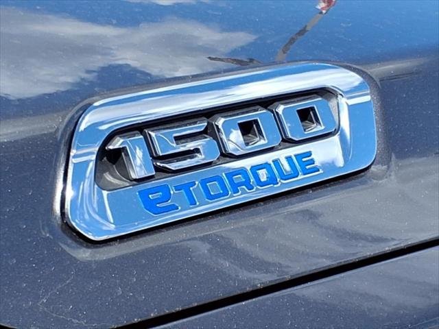 2025 RAM Ram 1500 RAM 1500 LONE STAR CREW CAB 4X2 57 BOX