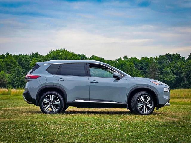 2022 Nissan Rogue Platinum Intelligent AWD 2022 Nissan Rogue Platinum Intelligent AWD