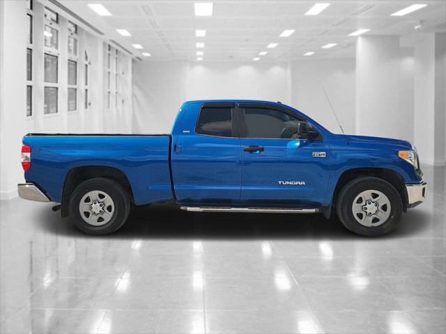 2017 Toyota Tundra SR5 5.7L V8