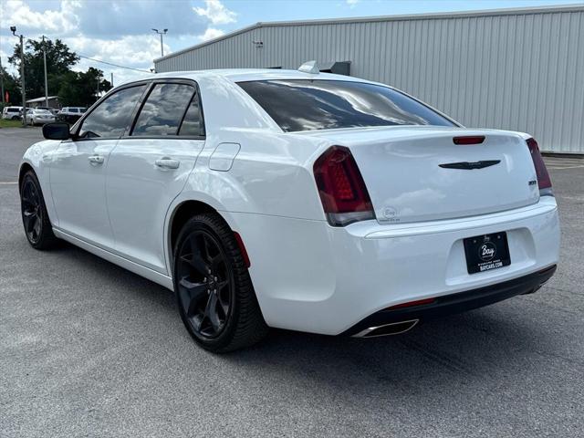 2021 Chrysler 300 Touring
