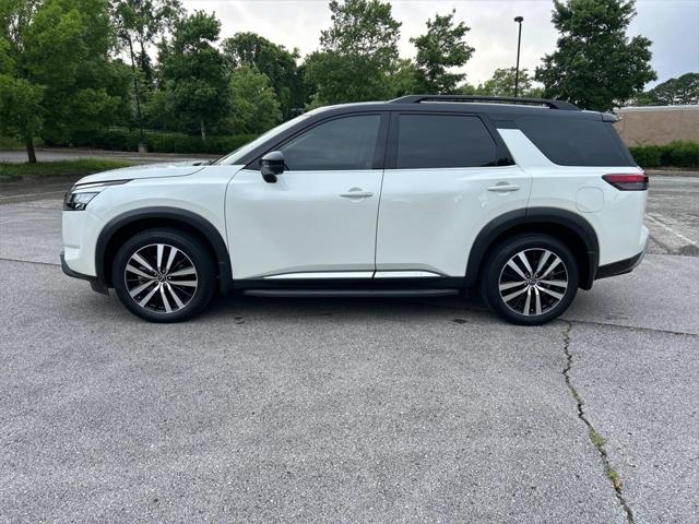 2024 Nissan Pathfinder Platinum 4WD