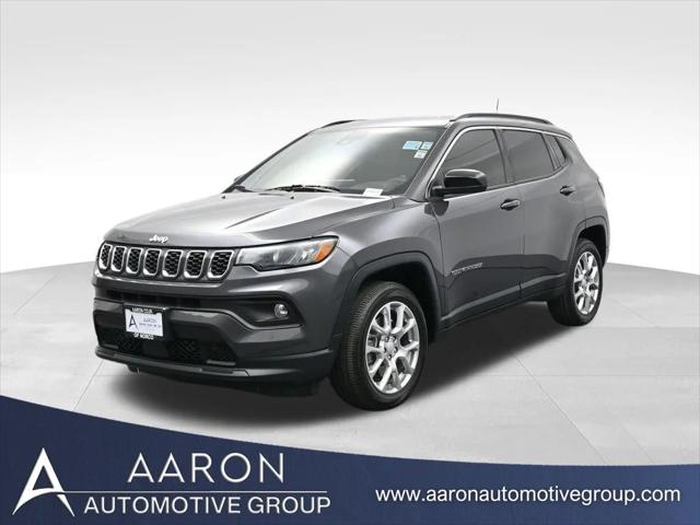 2024 Jeep Compass Latitude Lux FWD