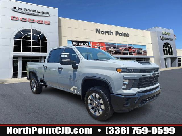 2024 Chevrolet Silverado 2500HD 4WD Crew Cab Standard Bed Custom
