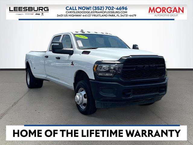 2024 RAM 3500 Tradesman Crew Cab 4x4 8 Box