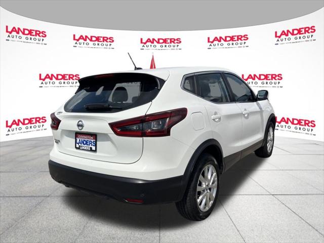 2022 Nissan Rogue Sport S FWD Xtronic CVT