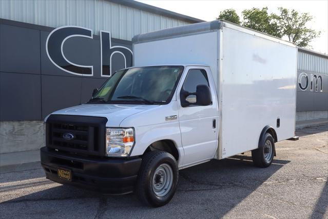 2022 Ford E-350 Cutaway Base