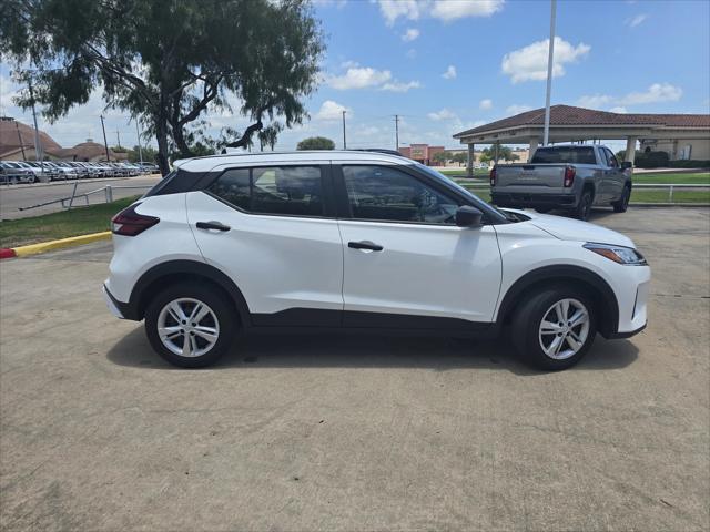 2024 Nissan Kicks S Xtronic CVT