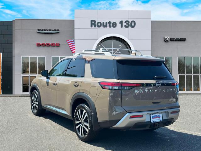 2025 Nissan Pathfinder Platinum 4WD