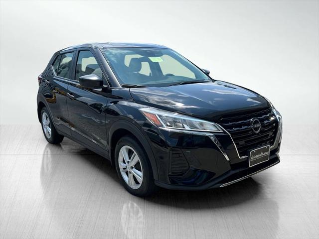 2024 Nissan Kicks S Xtronic CVT